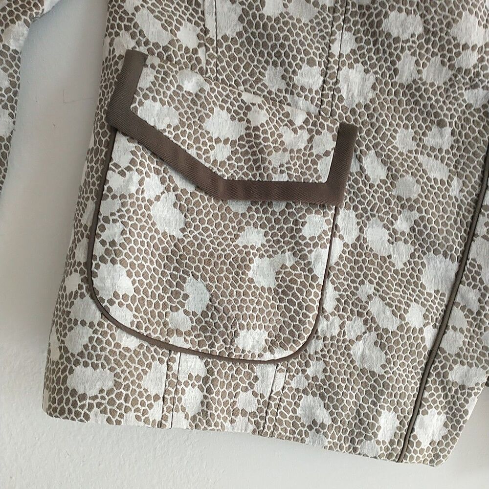 Basler Blazer Jacket Womens 40 M Beige Gray Abstract Silk Blend Pocket SplitCuff - Picture 3 of 9